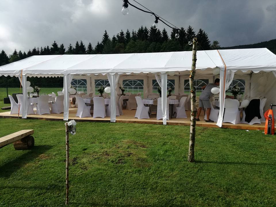 Hochzeitsfeier im Hotel Ján